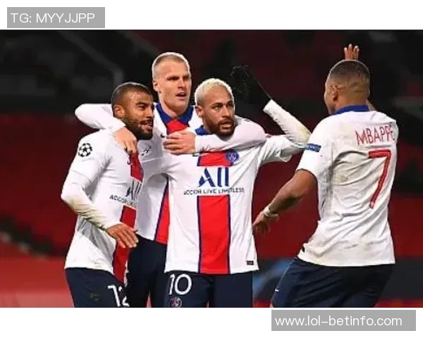 拜仁狂胜巴黎圣日耳曼5-1神扑瞬间成比赛转折点