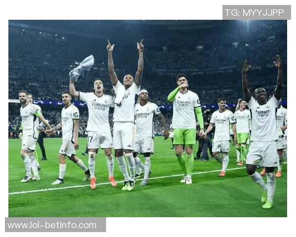 皇马强势出击3-0战胜多特蒙德全场沸腾的背后故事与分析