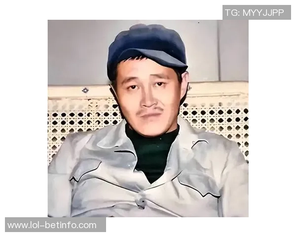 姚明与赵本山的奇妙相遇：篮球巨星与喜剧大师的跨界对话与碰撞