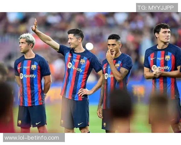 德甲精彩对决巴萨绝杀本菲卡引发争议判罚全场沸腾