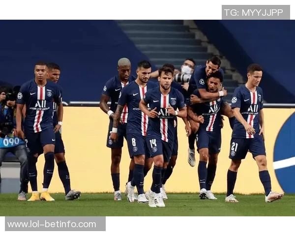 世界杯激情对决巴黎圣日耳曼与里昂战成平局十大精彩瞬间回顾