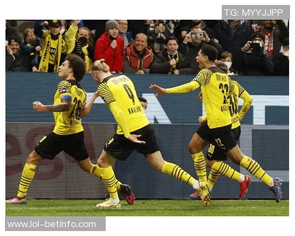 中超激战多特蒙德逆转曼城绝杀瞬间点燃全场激情