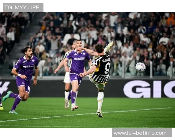 国王杯激战尤文图斯与巴黎圣日耳曼0比0争议判罚引发全场热议