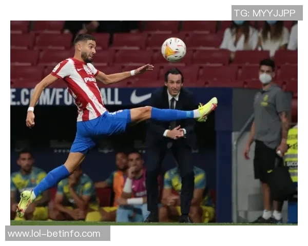 国王杯精彩对决马竞与巴萨战成平局乌龙球引发全场狂欢与十大进球回顾